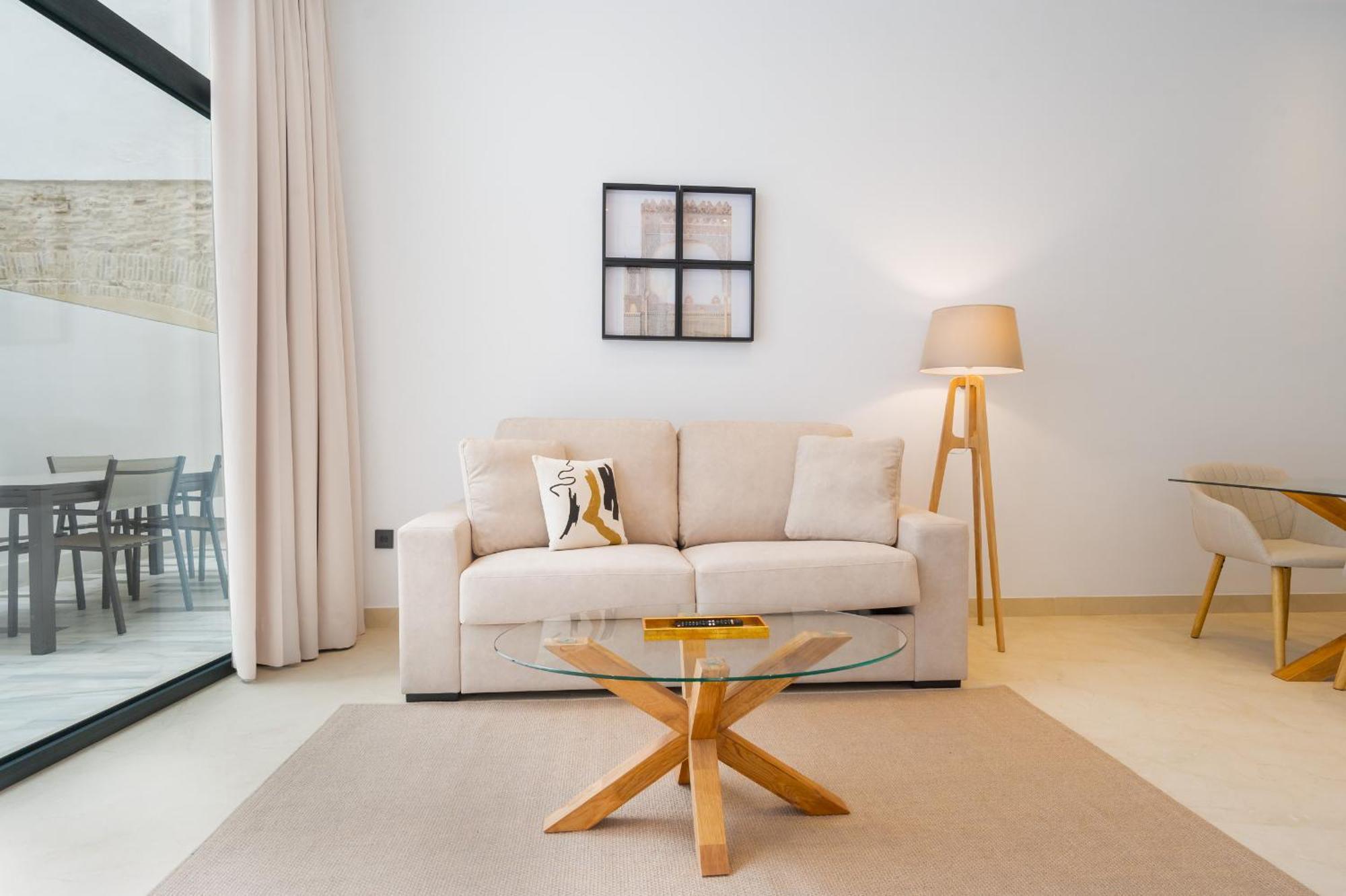 New Design Apartment - Private Patio - Gallos 2 セビリア エクステリア 写真